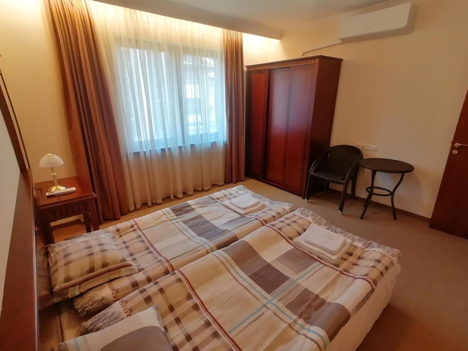 Downtown Apartments Банско Экстерьер фото